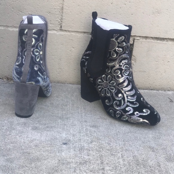 🛍LAST PAIR SIZE 11 VINTAGE BOOTIES - Picture 4 of 5